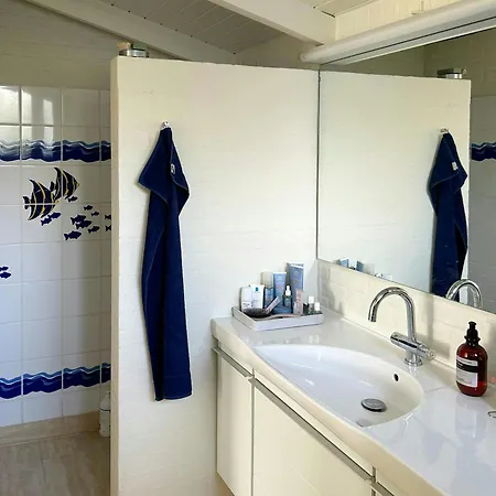 Prázdninový dům With Soul A Few Steps From The Water