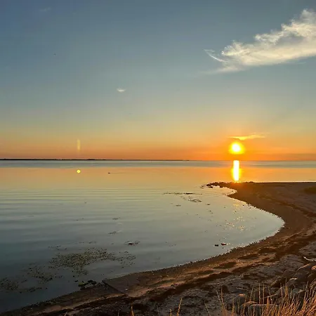 بيت للعطل With Soul A Few Steps From The Water Martofte