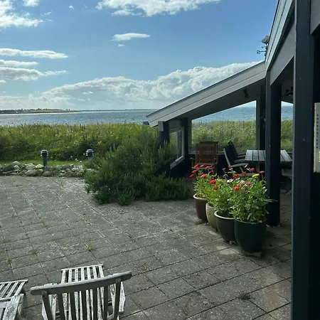 Prázdninový dům With Soul A Few Steps From The Water